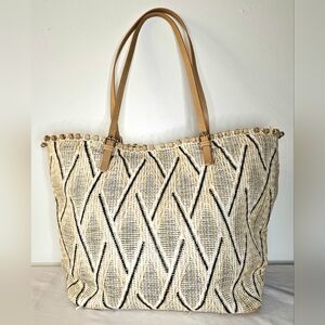 [Sondra Roberts Squared] Black & Beige Diamond Woven Straw Large Tote Purse